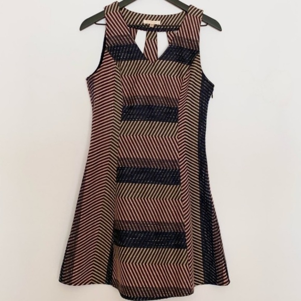 Skies are‎ blue Academia chevron striped dress size medium